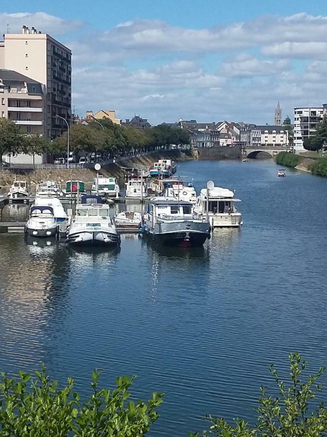 Les Tulipiers, Parking Securise, Lit Queen-Size, Le Port Du Mans ルマン エクステリア 写真