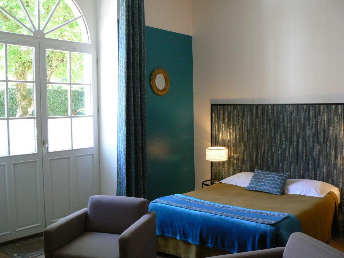 Les Tulipiers, Parking Securise, Lit Queen-Size, Le Port Du Mans ルマン エクステリア 写真